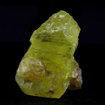 Sulphur. 89.0 ct.