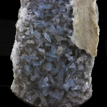 Celestine. 415.0 ct.