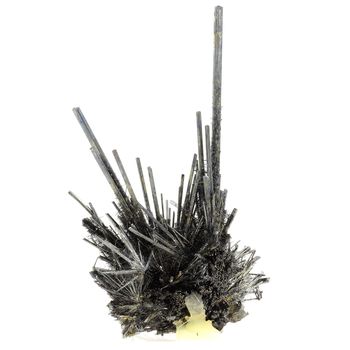 Stibnite. 679.0 ct.