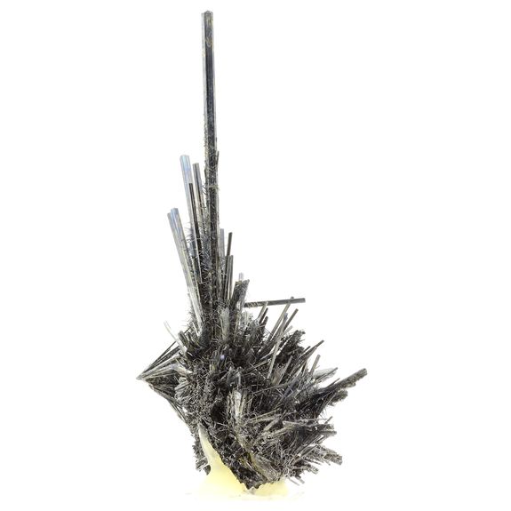 Stibnite. 679.0 ct.