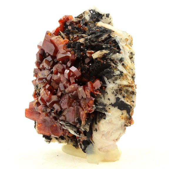 Vanadinite. 1000.0 ct.