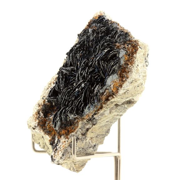 Hematite. 490.0 ct.