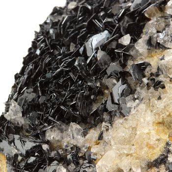 Hematite + Quartz. 611.0 ct.