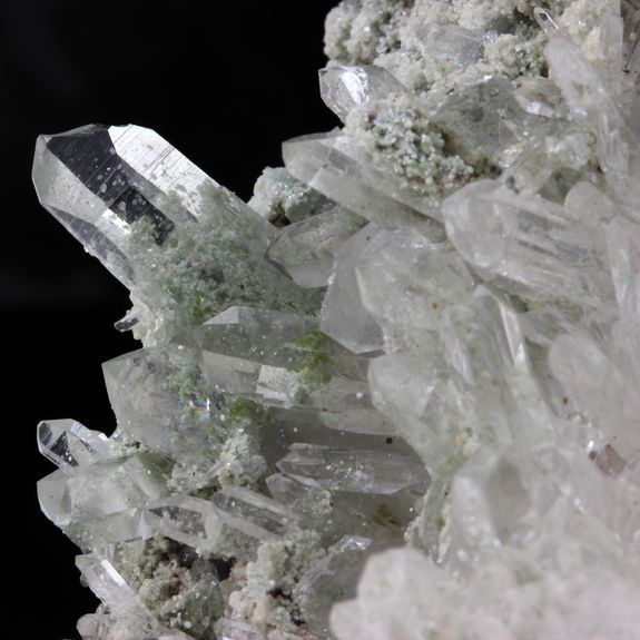 Quartz + Cookeite. 557.0 ct.