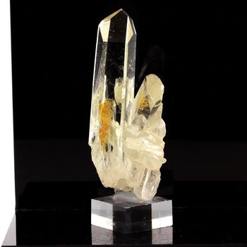 Quartz. 224.5 ct.