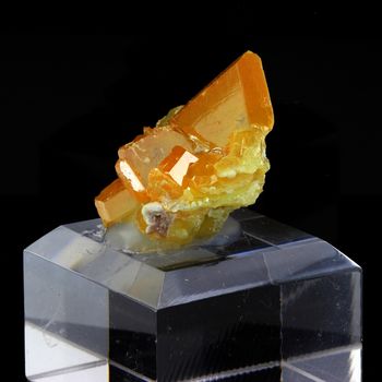 Wulfenite. 178.5 ct.