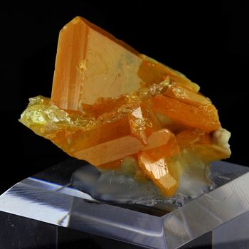 Wulfenite. 178.5 ct.