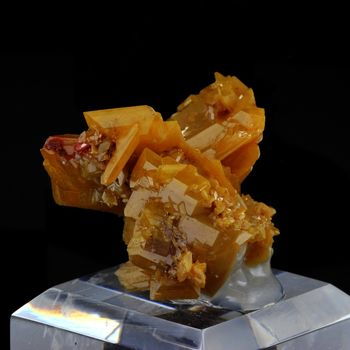 Wulfenite. 253.5 ct.