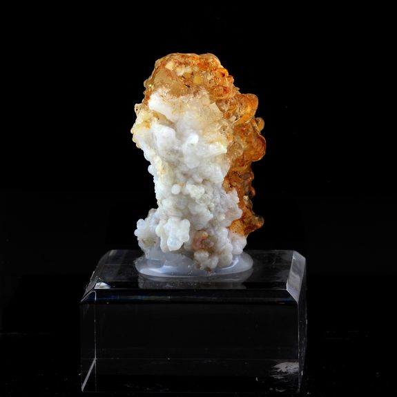 Opal Hyalite (Var: Opal-AN). 349.5 ct.