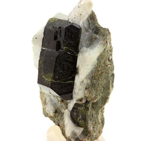 Epidote. 278.5 ct.