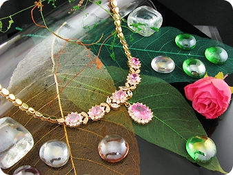 PARURE COLLIER SAPHIR ROSE + BOUCLES D'OREILLE