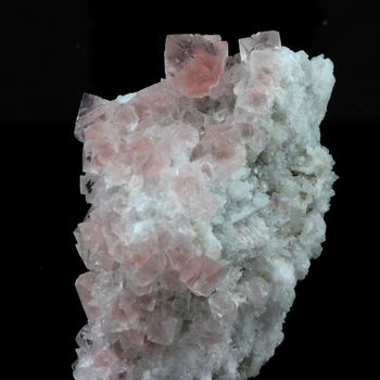 Fluorite. 36.5 ct.