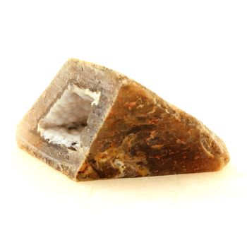 Agate Polyedrique. 156.5 ct.