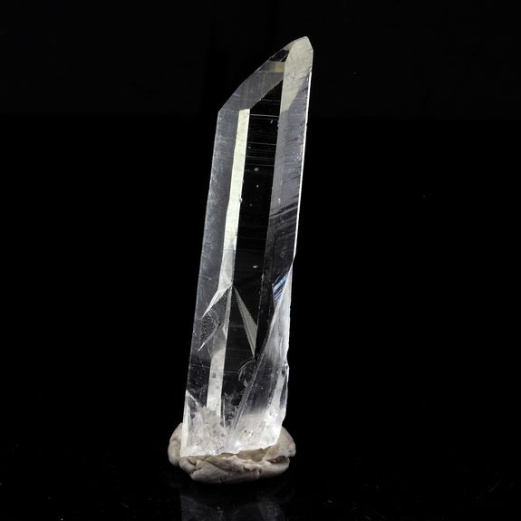 Quartz. 15.95 ct.