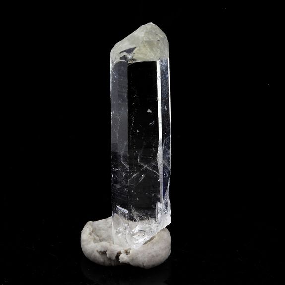 Quartz. 6.86 ct.
