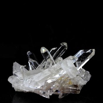 Quartz. 111.0 ct.