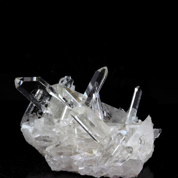 Quartz. 111.0 ct.