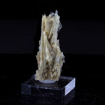 Clinozoisite. 29.0 ct.