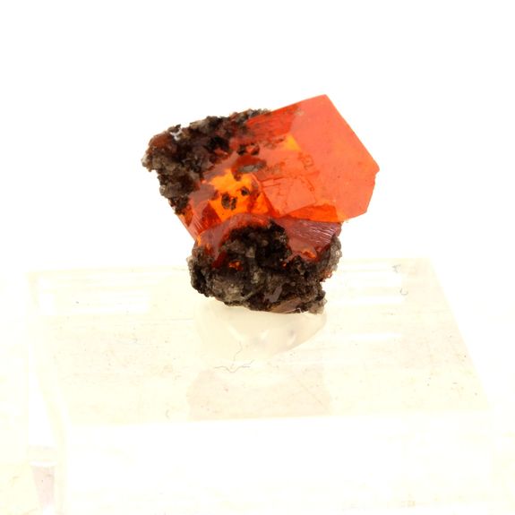 Wulfenite. 27.07 ct.