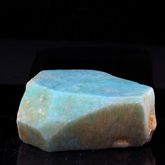 Amazonite. 217.0 ct.