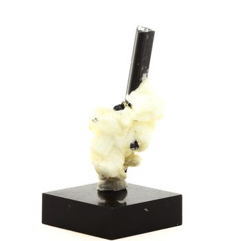 Tourmaline Schorl. 56.0 ct.