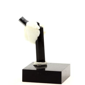 Tourmaline Schorl. 31.5 ct.