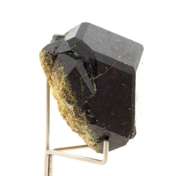 Melanite Garnet. 374.0 ct.