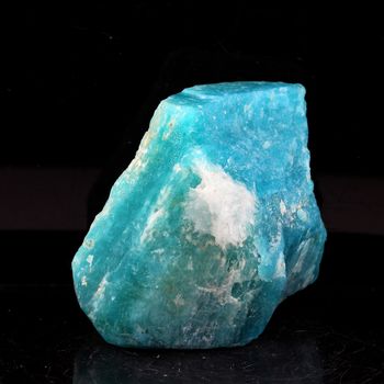 Amazonite. 281.0 ct.