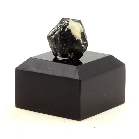 Hibonite. 18.0 ct.