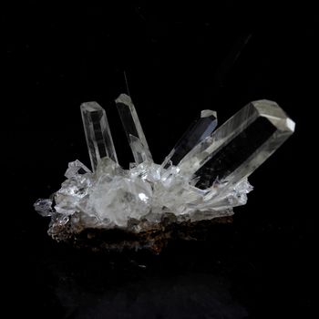 Quartz. 92.0 ct.