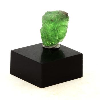 Tsavorite Garnet. 7.9 ct.
