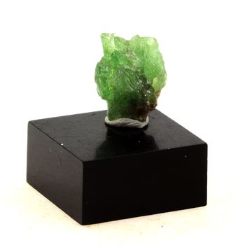 Tsavorite Garnet. 7.30 ct.