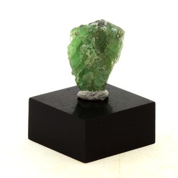 Tsavorite Garnet. 13.6 ct.