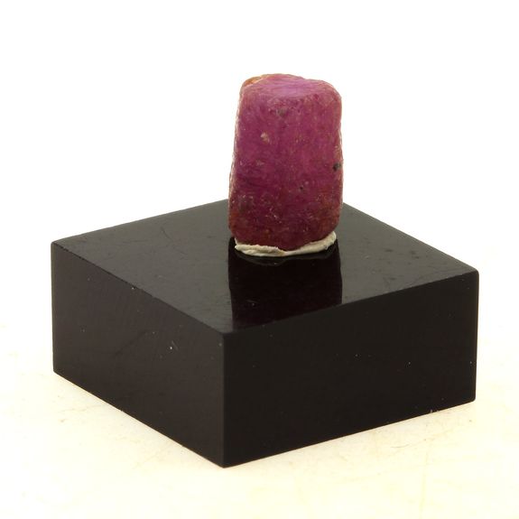 Ruby. 8.5 ct.