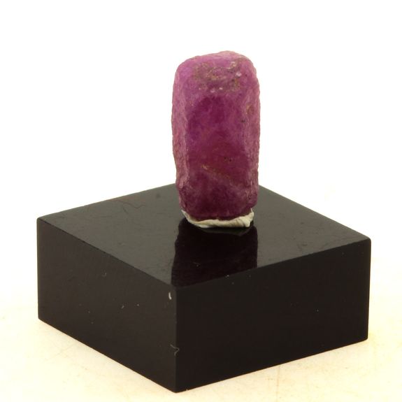 Ruby. 8.2 ct.
