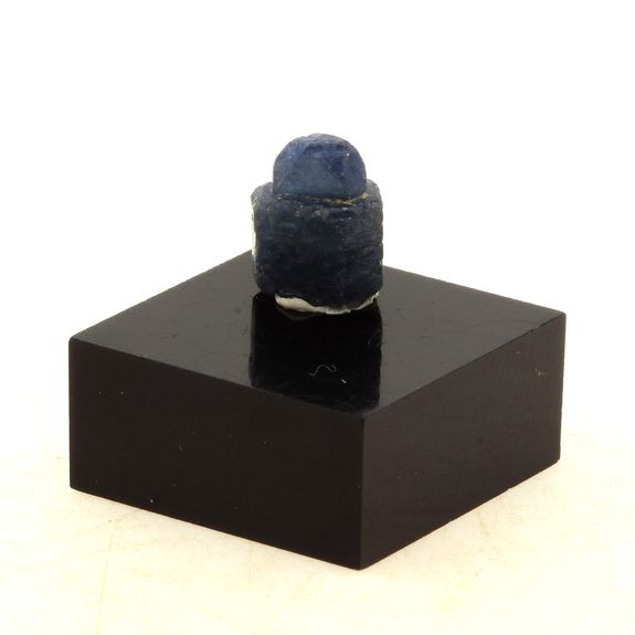 Sapphire. 5.44 ct.