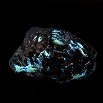 Petroleum Quartz. 5.35 ct.