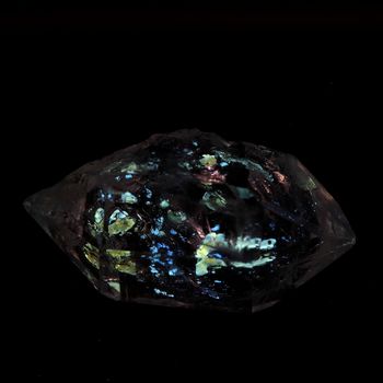 Quartz Petrole. 5.78 ct.
