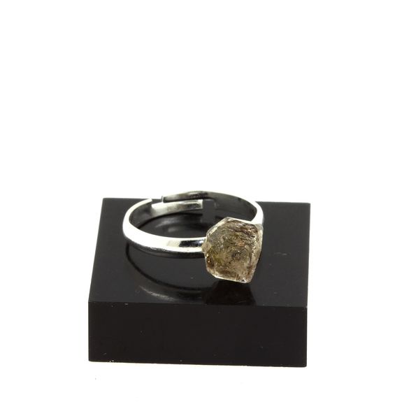 Silver Plated raw petroleum Quartz Ring. 8.63 ct.