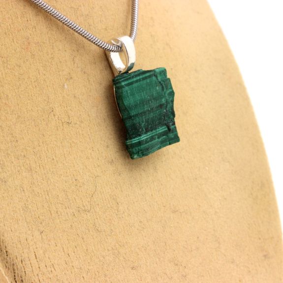 Raw Malachite Necklace. 13.12 ct.