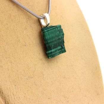 COLLIER MALACHITE BRUT. 12.94 ct. Kipushi Mine, Haut-Katanga, Congo COLLIER MALACHITE BRUT. 12.94 ct. Kipushi Mine, Haut-Katanga, Congo