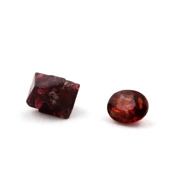 SPINEL + SPINEL CRYSTAL