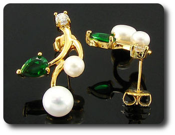 Pearl & Green Emerald Necklace + Earrings