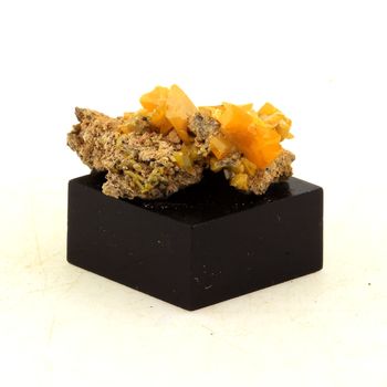 Wulfenite. 27.80 ct.