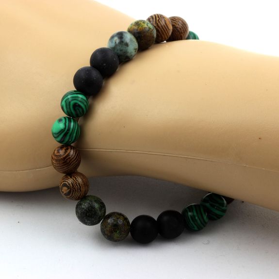 Bracelet Perles Turquoise Africaine + Malachite + Onyx noir mat + bois 8 mm.
