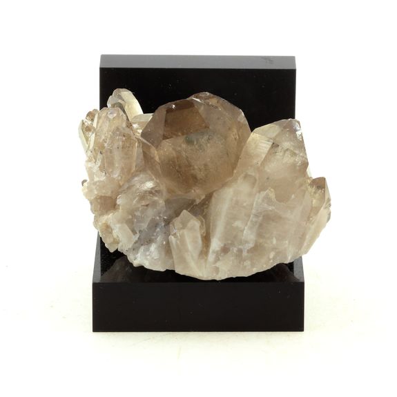 Quartz fumé. 311.75 ct.
