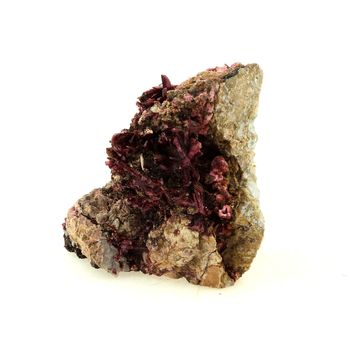 Erythrite + Quartz. 315.0 ct.