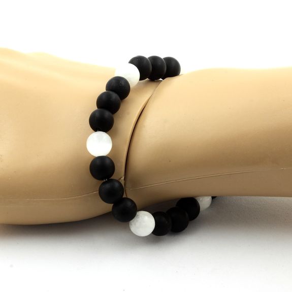 Bracelet Perles Onyx noir mat + Selenite du Maroc 8 mm.