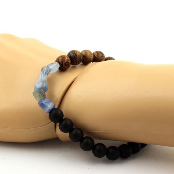 Blue Kyanite from Brazil + Matte black Onyx wood Bracelet 8 mm Beads.