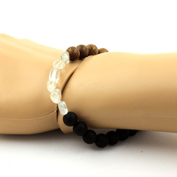 Bracelet Topaze du Brésil + Perles Onyx noir mat + bois 8 mm.